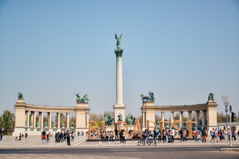 Budapest Heldenplatz Sehenswürdigkeiten