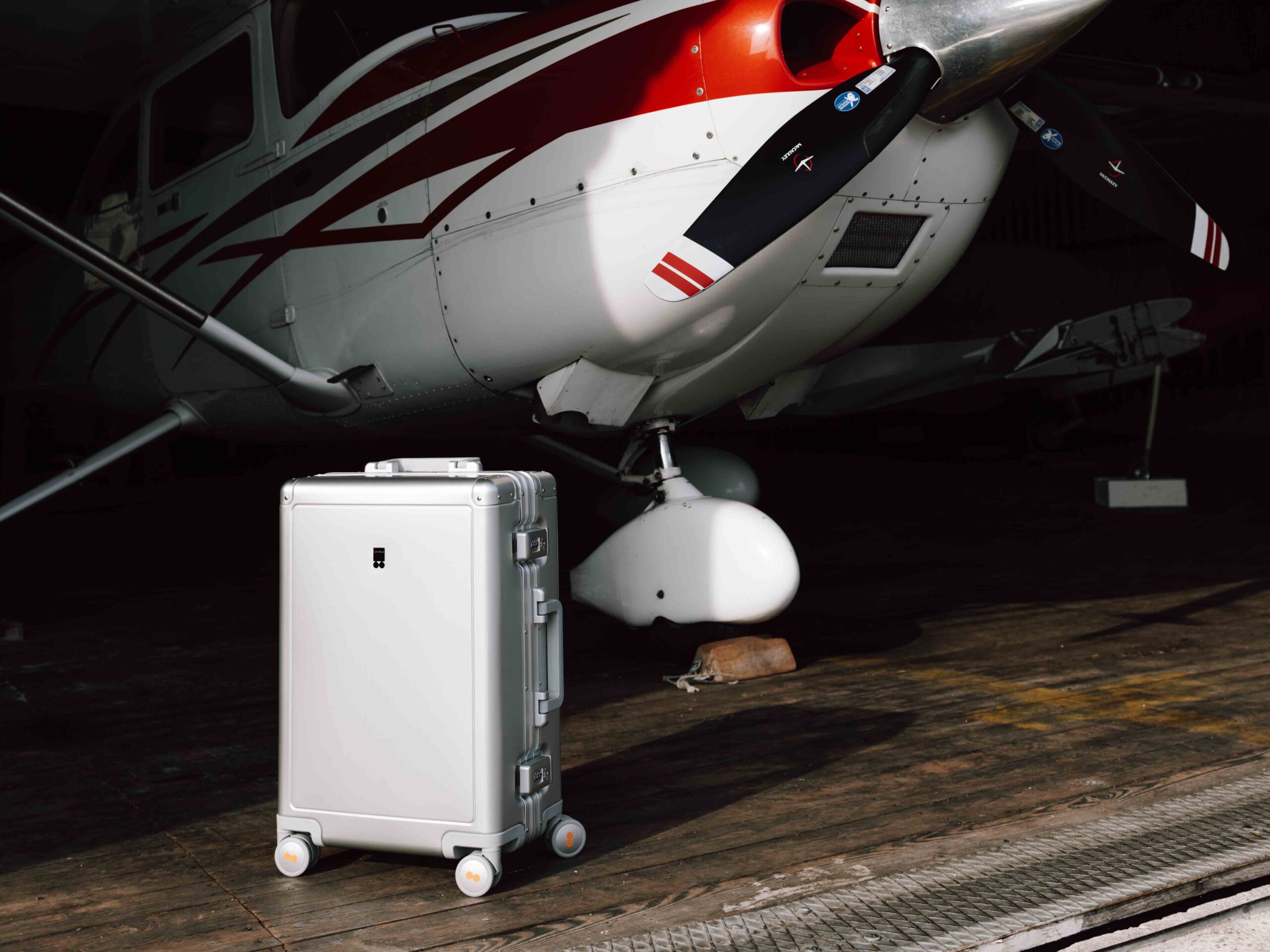 Koffer Gibraltar Aluminum Carry-On 20" von Level 8 - Produkttest Globusherz
